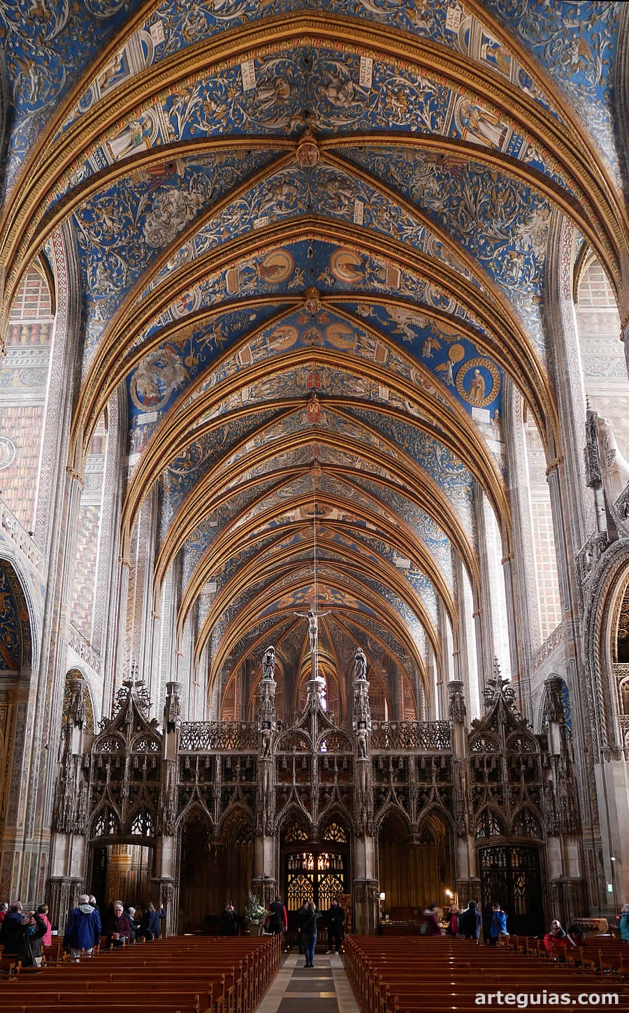 Interior de la catedral