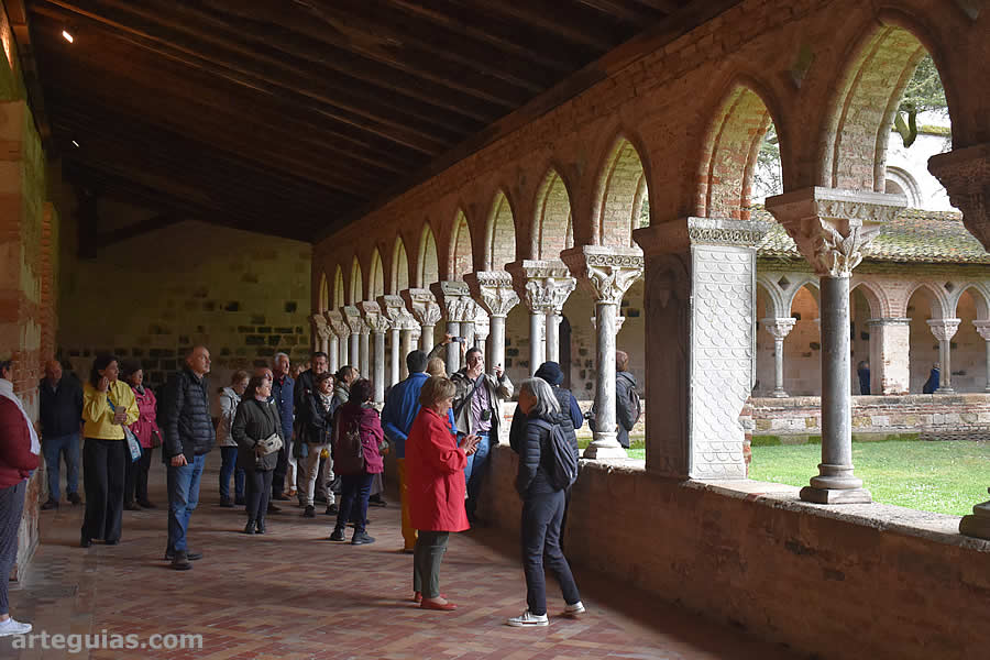Sábado por la tarde: visita al claustro de Moissac