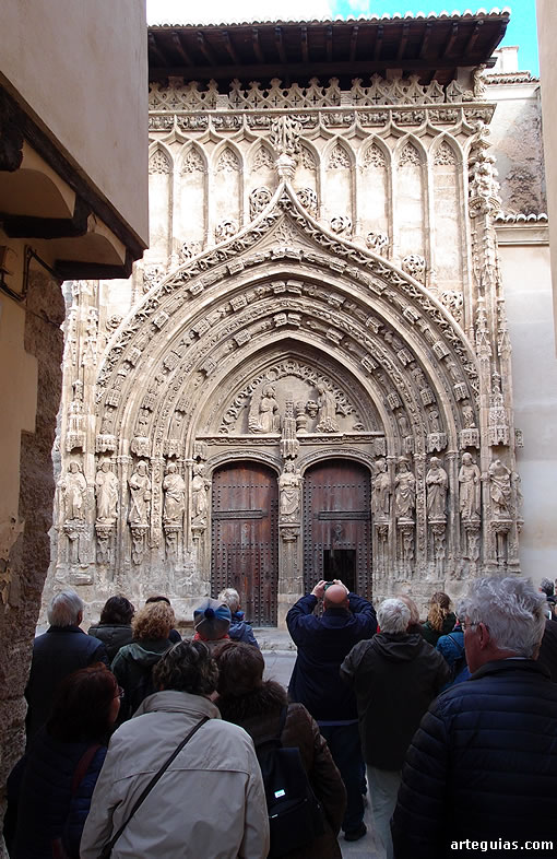 Domingo por la tarde: iglesias góticas de Requena