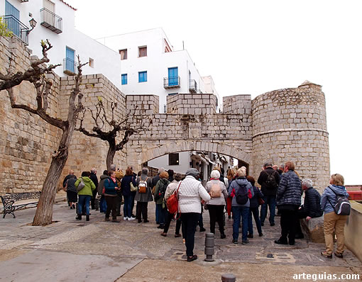 Domingo por la mañana: visita al casco antiguo de Peñíscola