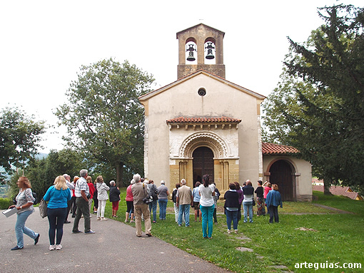 Iglesia de Sograndio