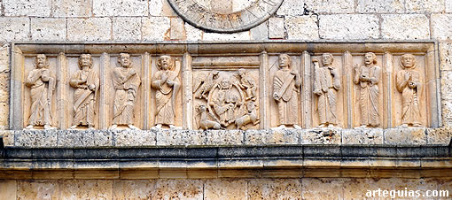 Friso románico en Santibáñez Zarzaguda