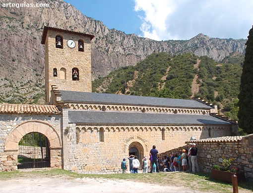 Visita al precioso Monasterio de Alaón