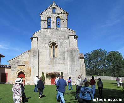 EN plena tarde del s&aacute;bado nos esperaba la iglesia monacal de Santa Eufemia de Cazuelos, propiedad particular