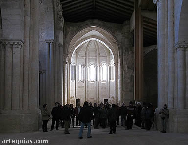 En el interior de Santa María de Palazuelos
