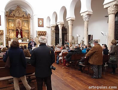 En el interior de la iglesia de El Salvador, antigua mezquita