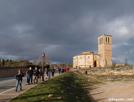 El sol de invierno hace brillar a la Vera Cruz