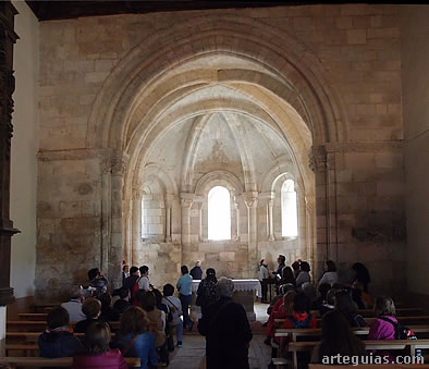 En el interior de la iglesia de Durat&oacute;n