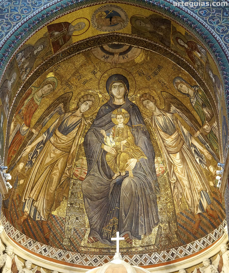 Mosaico bizantino en el ábside septentrional de la Catedral de Messina.