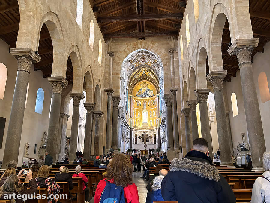 La tarde del viernes la dedicamos a la Catedral de Cefalú.