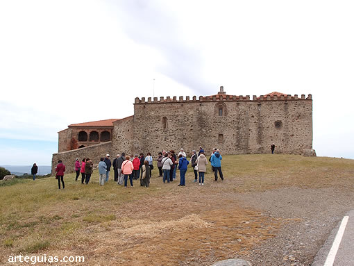 Llegada al Monasterio de Tentudía en Badajoz