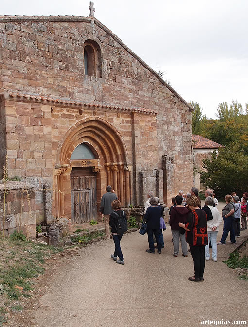 Fachada oeste de la iglesia de San Mill&aacute;n de Lara