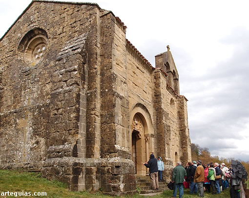 Primera visita del viaje: la preciosa ermita de San Bartolomé de Aguilar de Codés