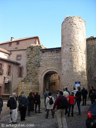 Puerta del Hierro. Muralla de Sigüenza