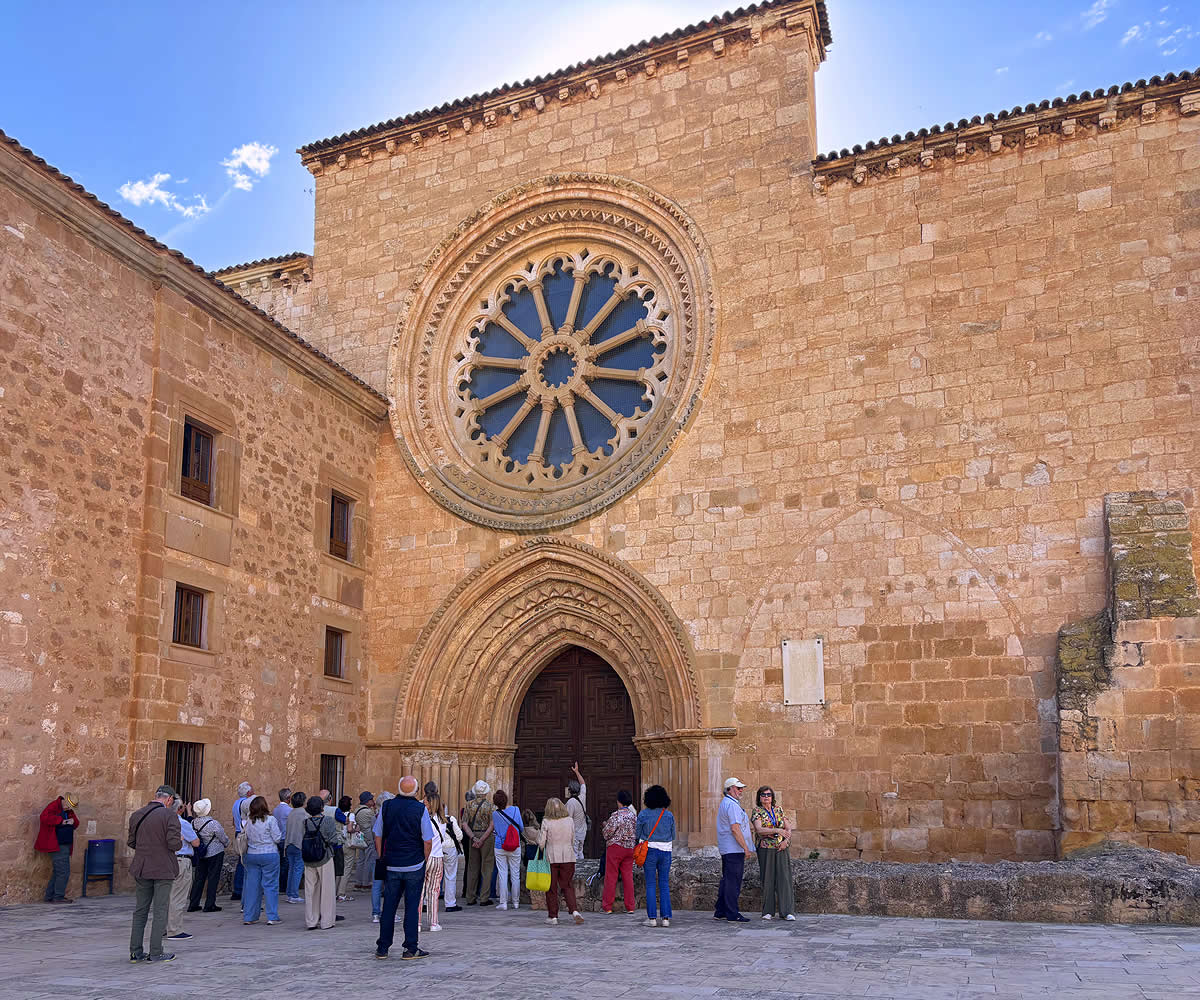 Fachada occidental de la iglesia del Monasterio de Santa MAría de Huerta