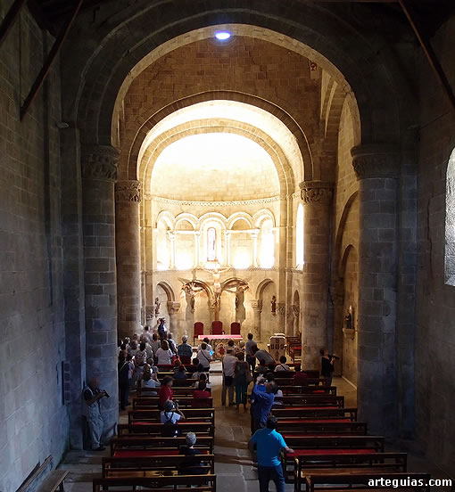 Espectacular interior de San Martín de Elines