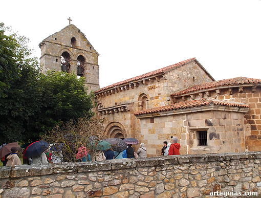 Visita a la iglesia de Bolmir