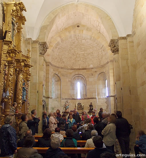Luego, visitamos la iglesia románica de Retortillo