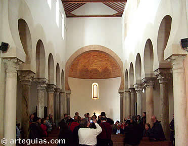 Interior de San Cebrián de Mazote