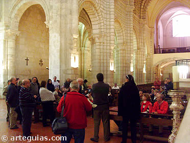 Interior de la iglesia del siglo XIII