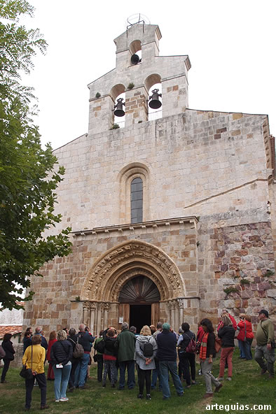 En la fachada principal de esta iglesia