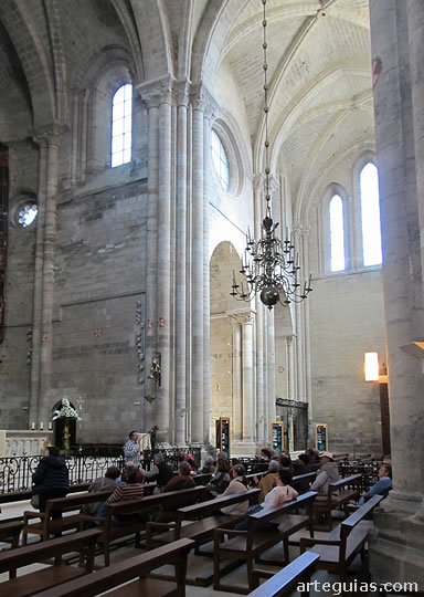 En el interior del templo catedralicio