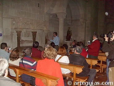 Otro de los momentos &aacute;lgidos fue la visita al interior de la iglesia de Santa Mar&iacute;a Magdalena y en especial su sepulcro rom&aacute;nico