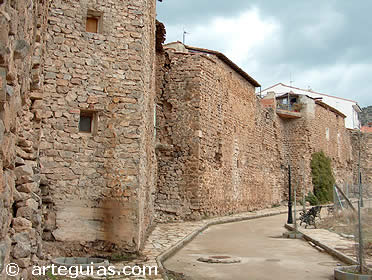 Lienzos de la muralla de Ca&ntilde;ete