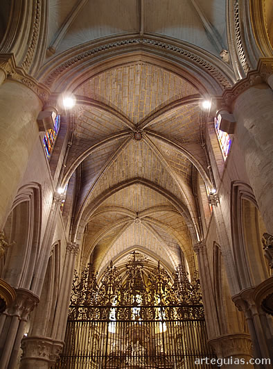 Nave central de la catedral de Cuenca