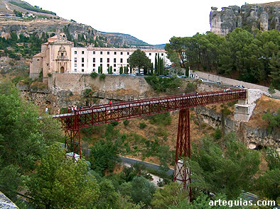 Puente moderno sobre el Huécar , llamado de San Pablo (siglo XX)