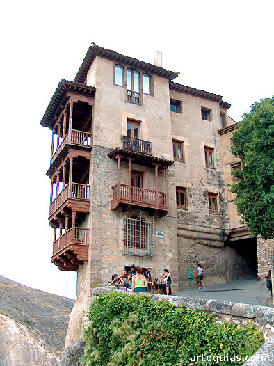 Las Casas Colgadas
