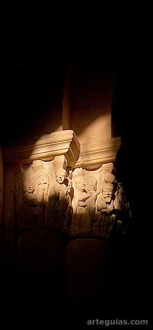 Fen&oacute;meno de la luz equinoccial en San Juan de Ortega