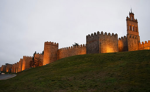 Muralla de &Aacute;vila