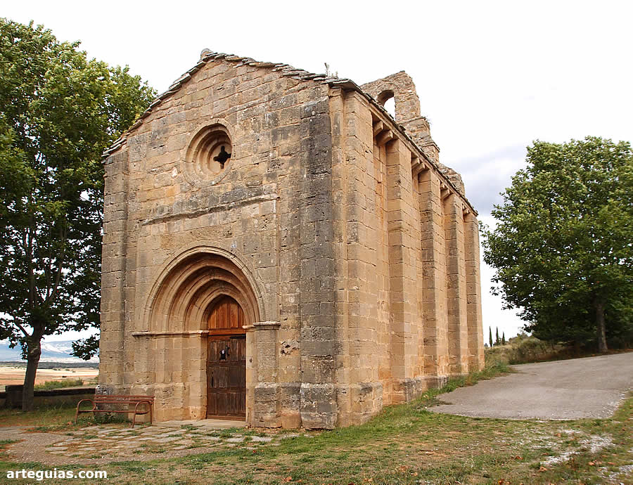 La ermita de San Mart&iacute;n de Pi&eacute;rnigas: desde el suroeste