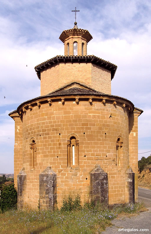 Ermita del Santo Cristo de Cataláin: cabecera y cimborrio