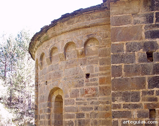 Otra perspectiva del ábside