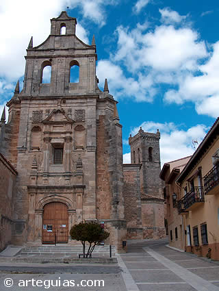 Rinc&oacute;n de Cifuentes con el Convento de Santo Domingo  y la iglesia de El Salvador