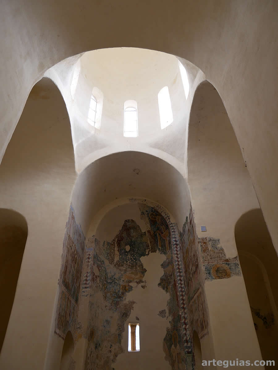 Iglesia de de Agios Athanasios de Geraki: interior