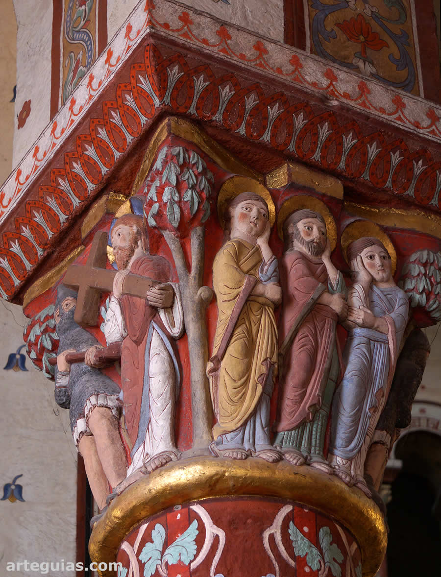 La iglesia de Issoire destaca por sus capiteles historiados