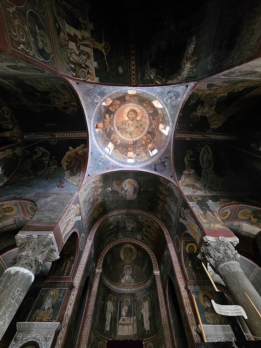 Interior de la iglesia de Kapnikarea, Atenas