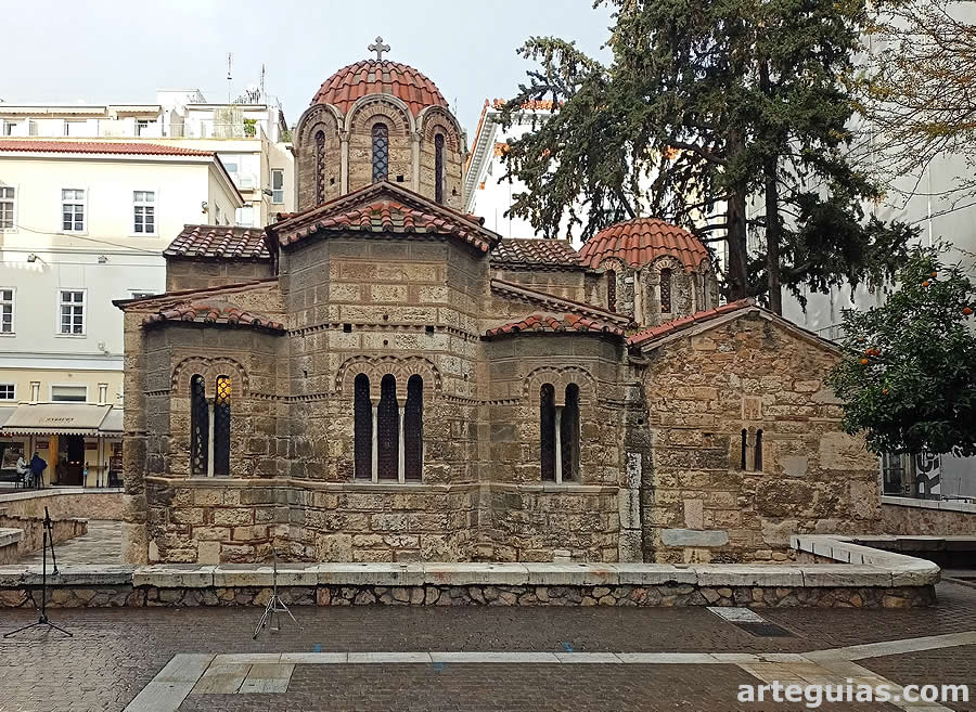 Iglesia de Kapnikarea desde el este