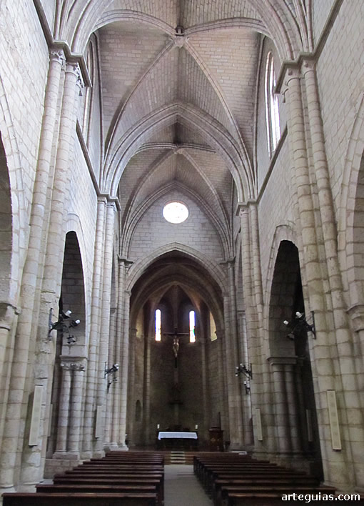 Interior de la iglesia de San Miguel de Palencia
