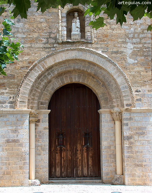 Iglesia de Santa María del Camino, Carrión de los Condes: puerta oeste