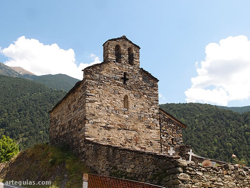 Iglesia de Sant Serni de Nagol desde el oeste