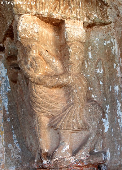 Capitel con Sans&oacute;n y el le&oacute;n