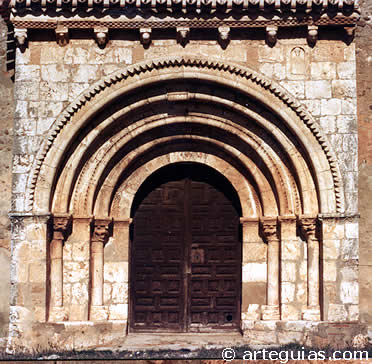 Puerta de la iglesia de Osona, Soria