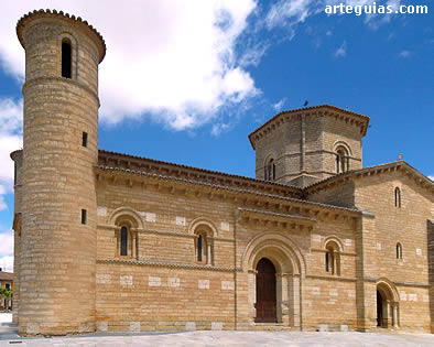 La joya del rom&aacute;nico de Palencia: San Mart&iacute;n de Fr&oacute;mista