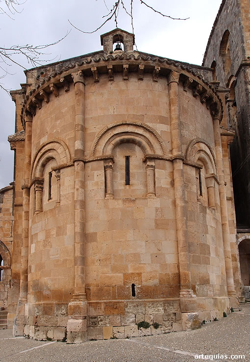 Ábside monumental