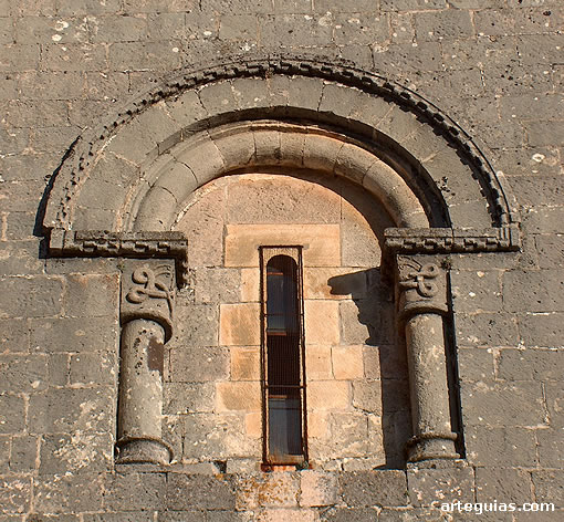 Ventanal del imafronte