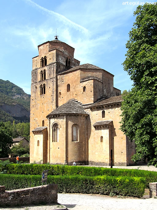 Santa María de Santa Cruz de la Serós